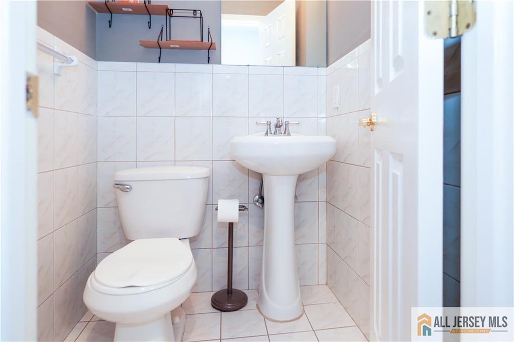 125 Adamecs Way 26, South Amboy, NJ, 08879 image 9