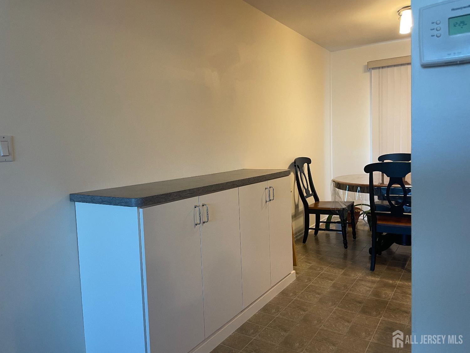 182 Evergreen Road 3B Image 5