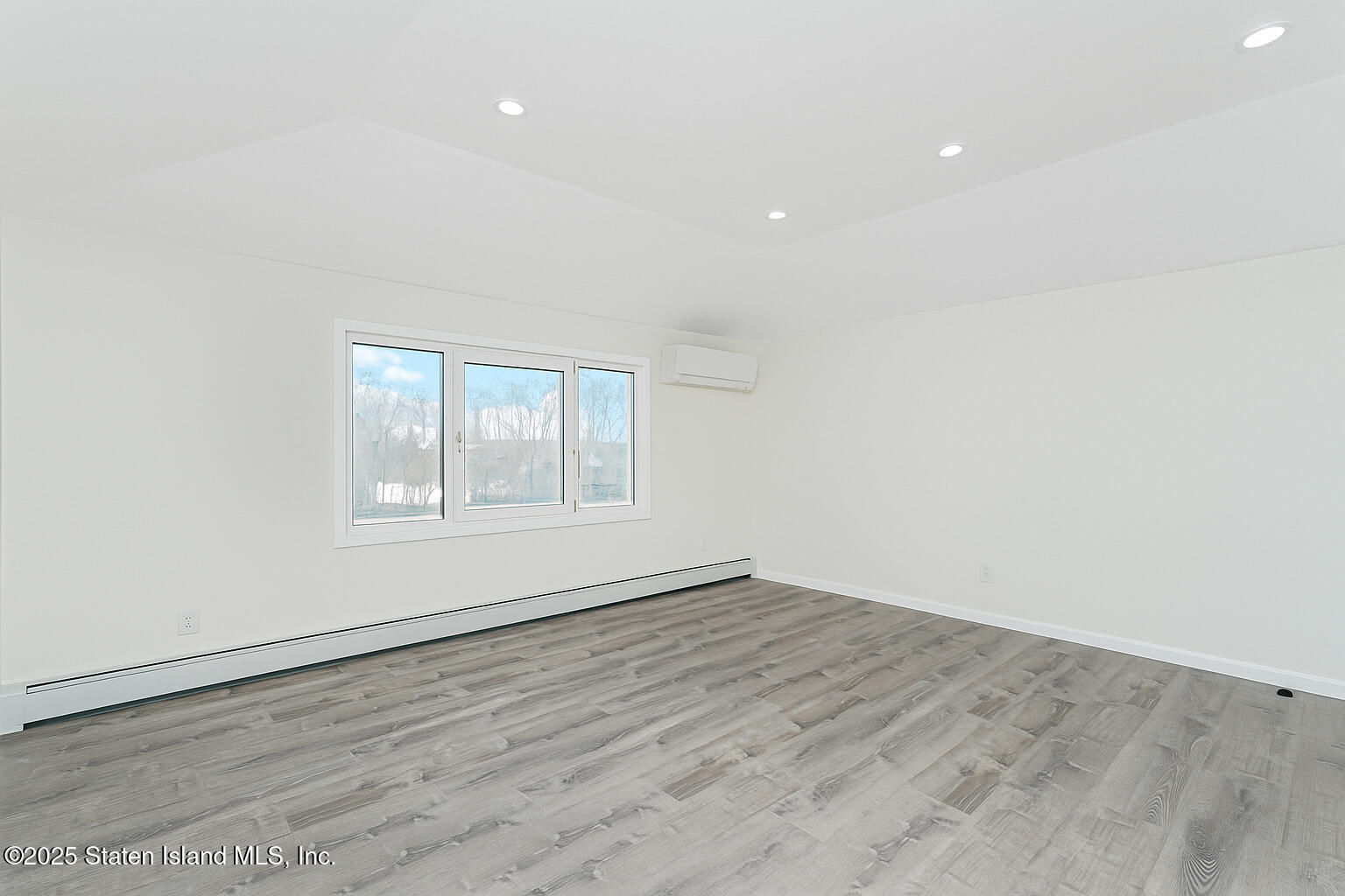 228 Slater Boulevard, Staten Island, NY, 10305 image 31