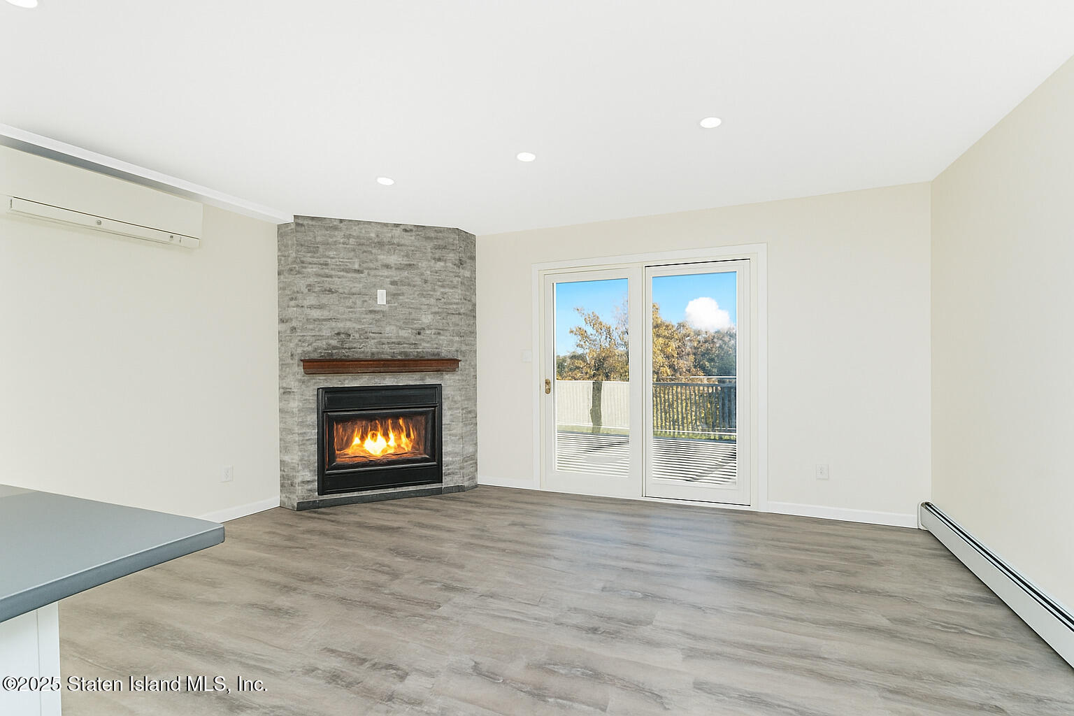 228 Slater Boulevard, Staten Island, NY, 10305 image 20