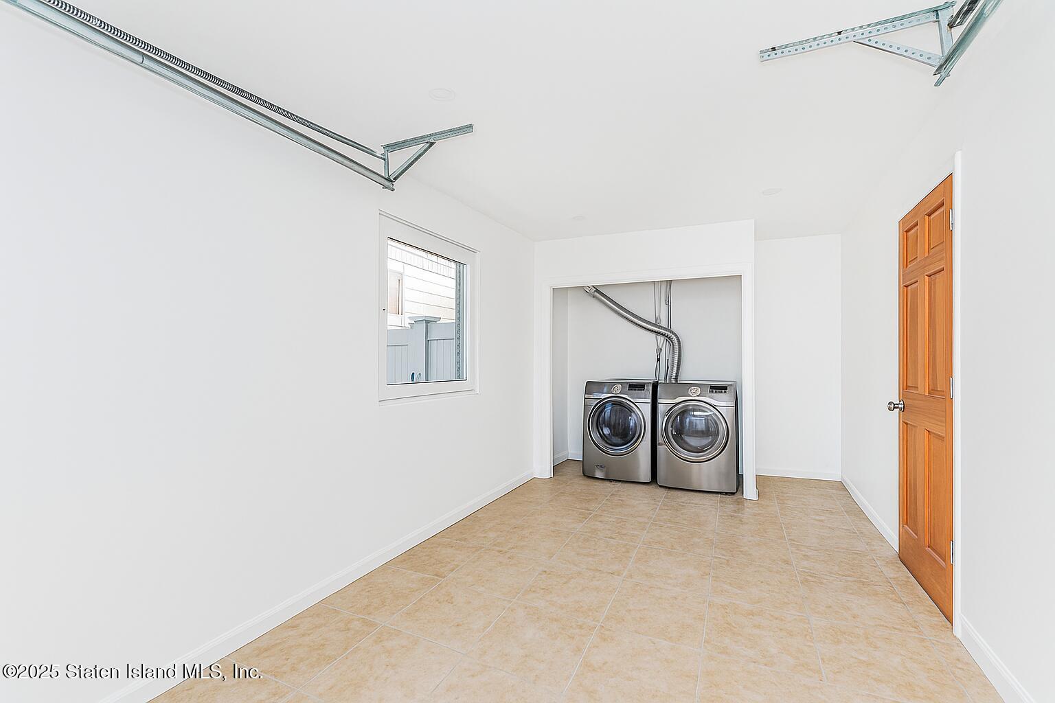 228 Slater Boulevard, Staten Island, NY, 10305 image 32