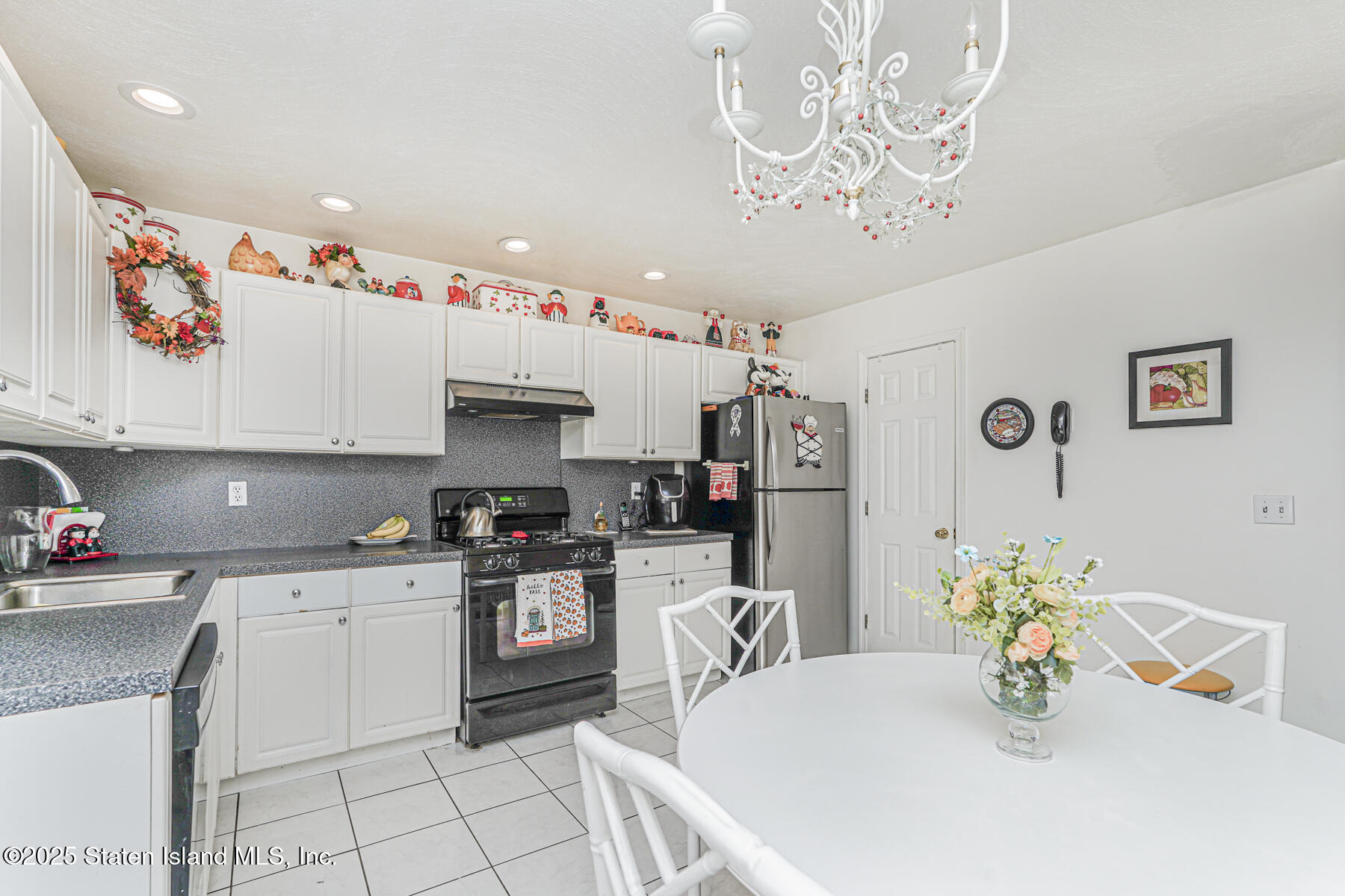 516 Medina Street, Staten Island, NY, 10306 image 8