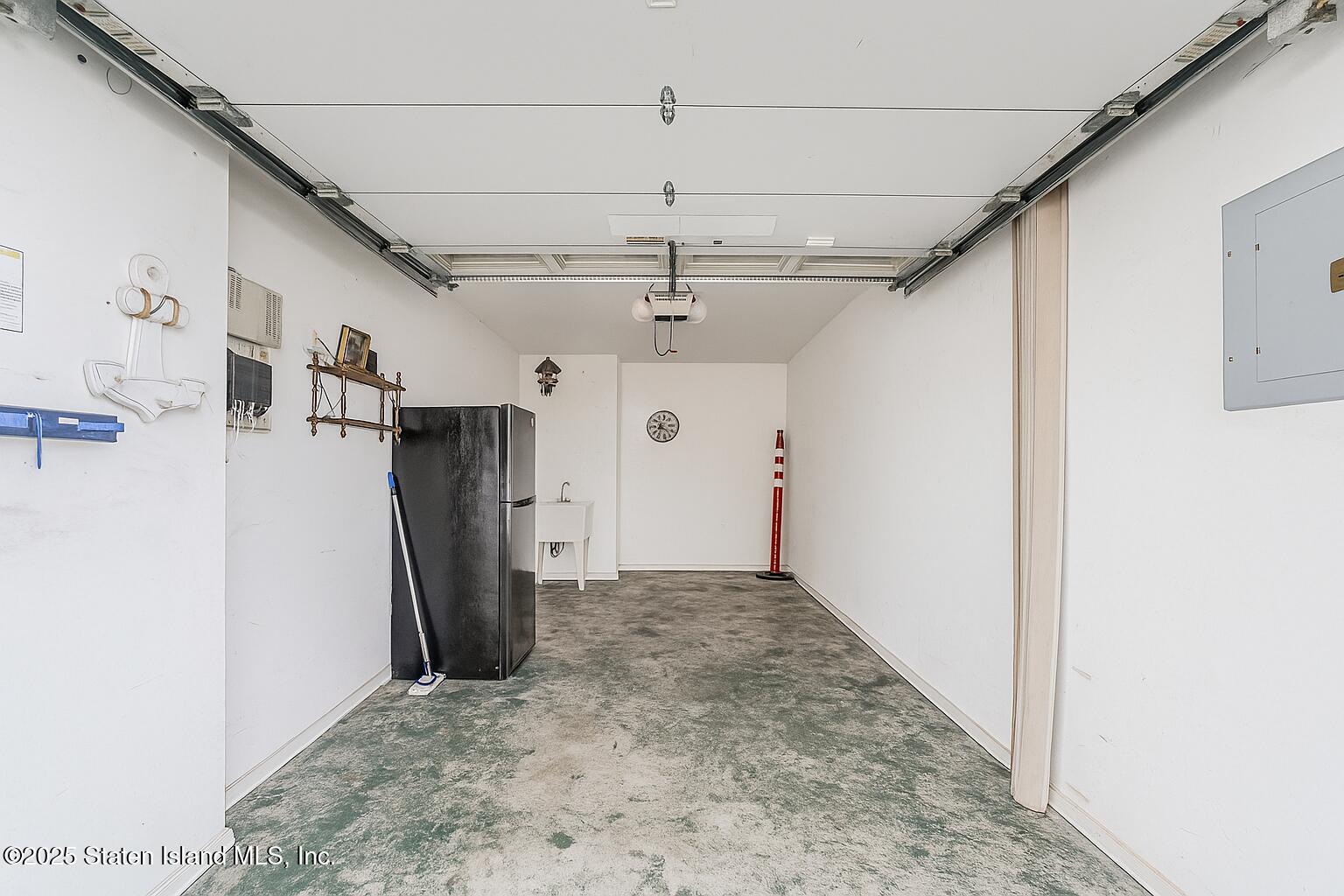 516 Medina Street, Staten Island, NY, 10306 image 25