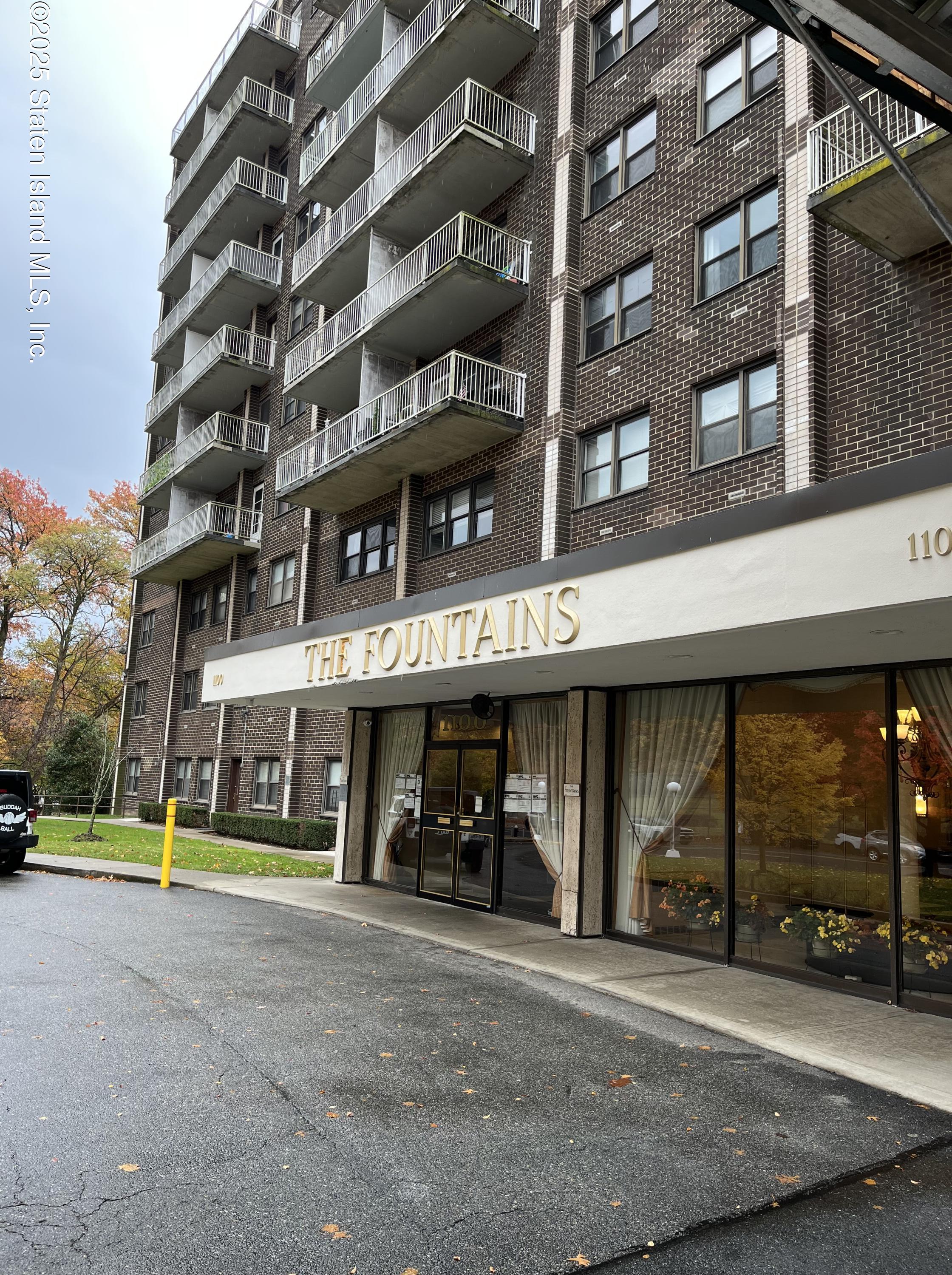 1100 Clove Road 2l Image 1