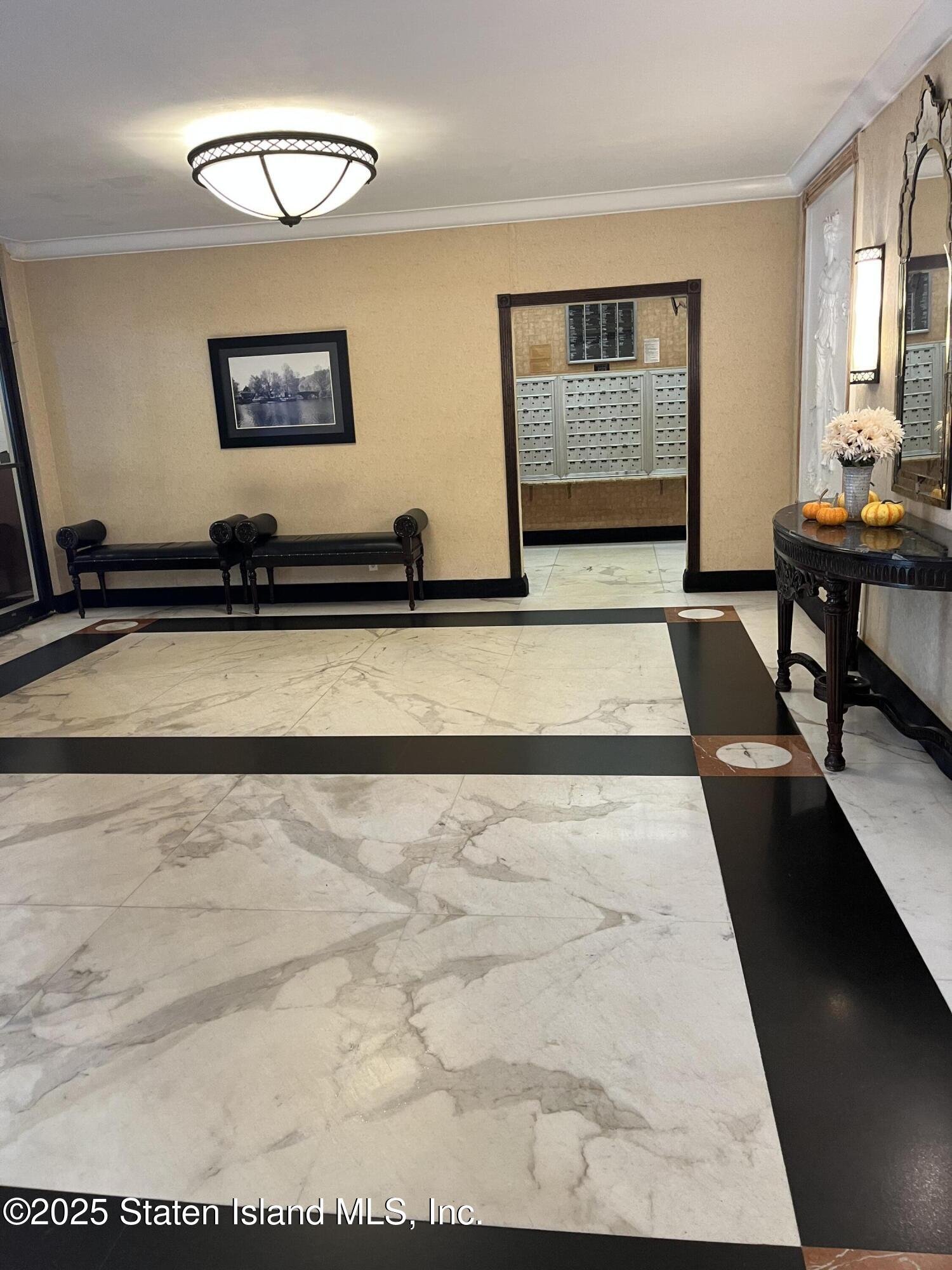 1100 Clove Road 2l Image 3