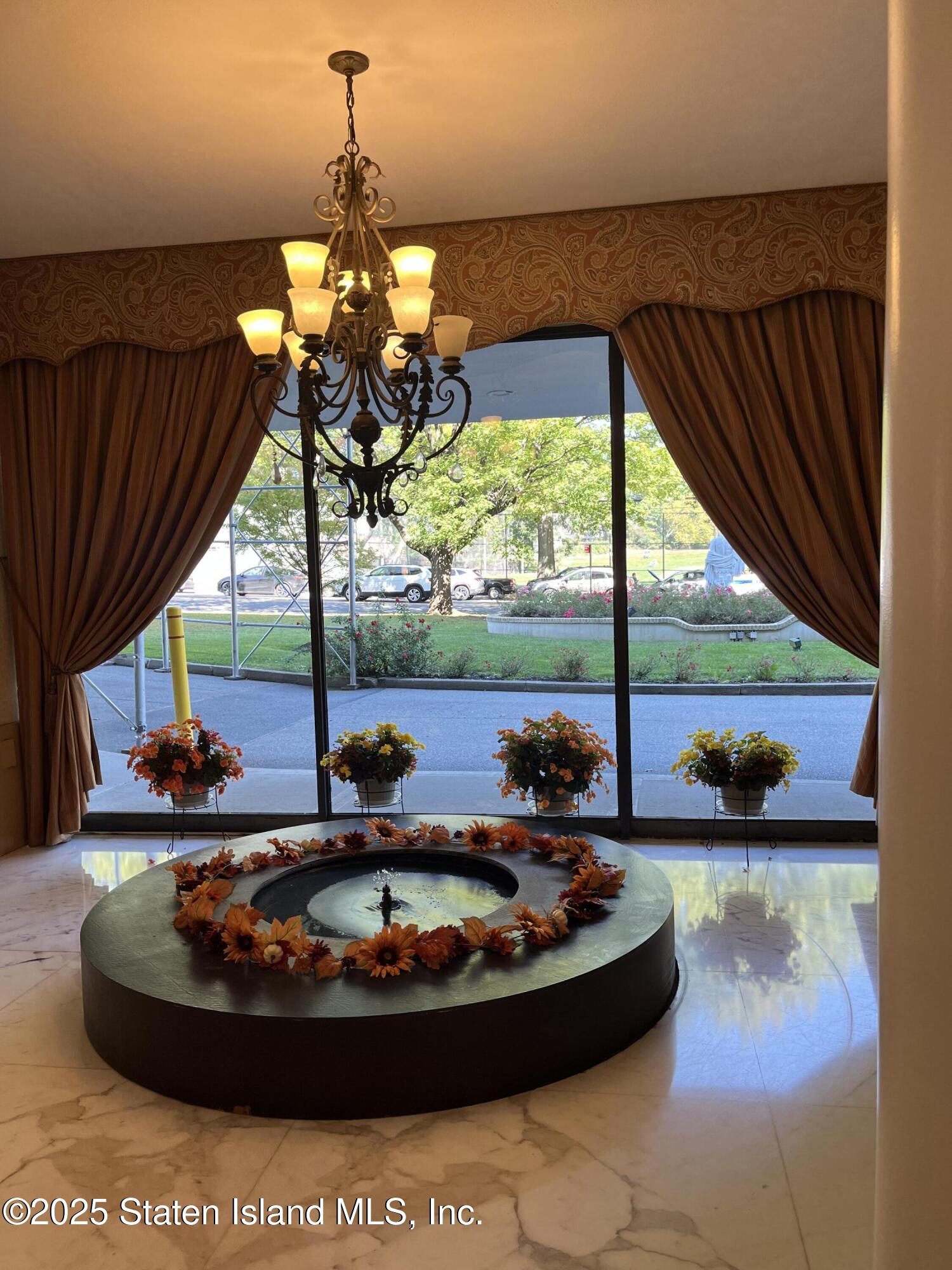 1100 Clove Road 2l Image 4