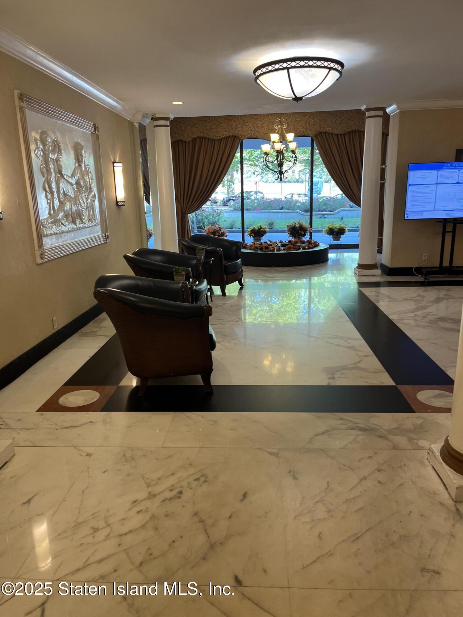 1100 Clove Road 2l Image 5