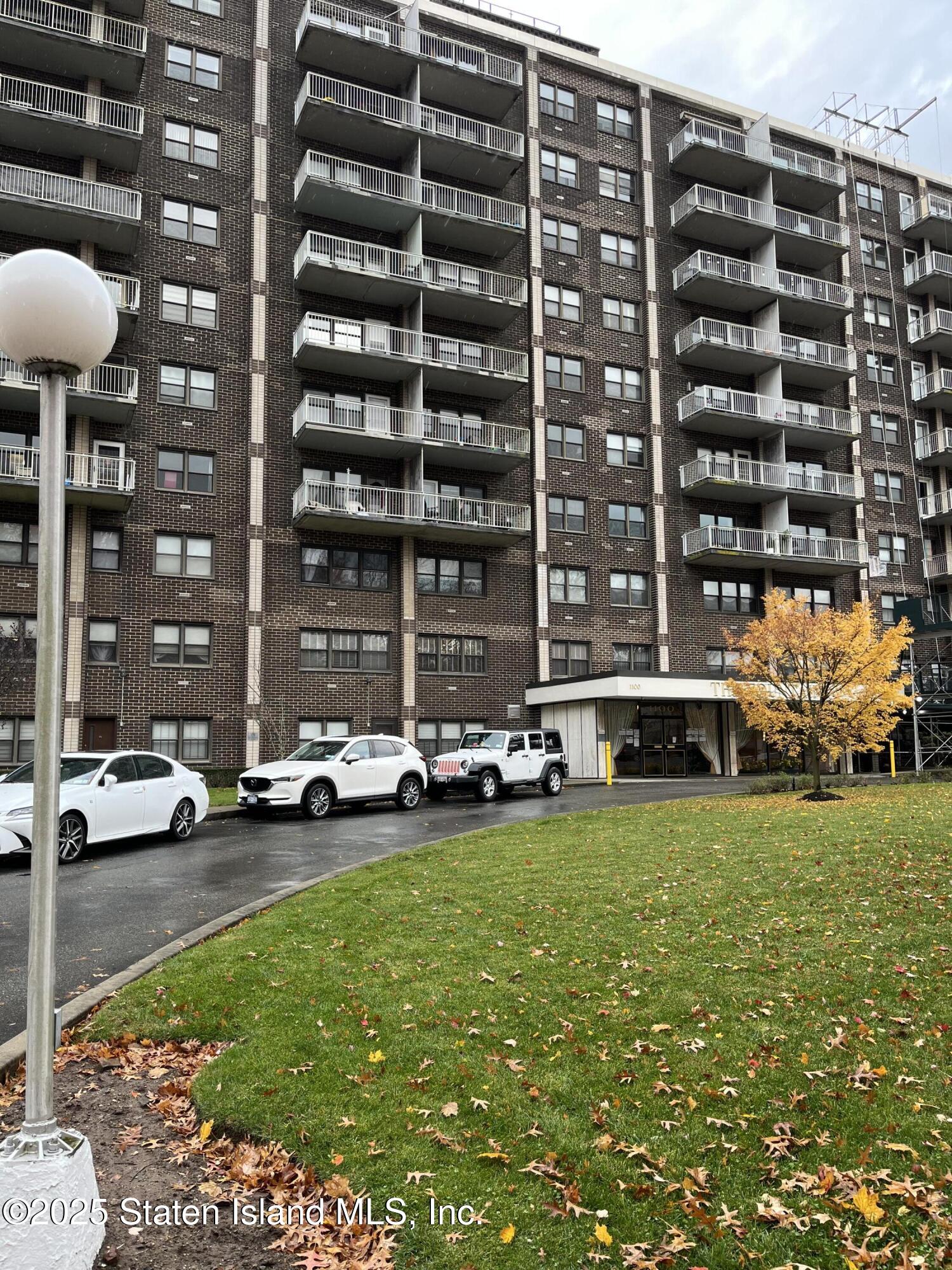 1100 Clove Road 2l Image 2