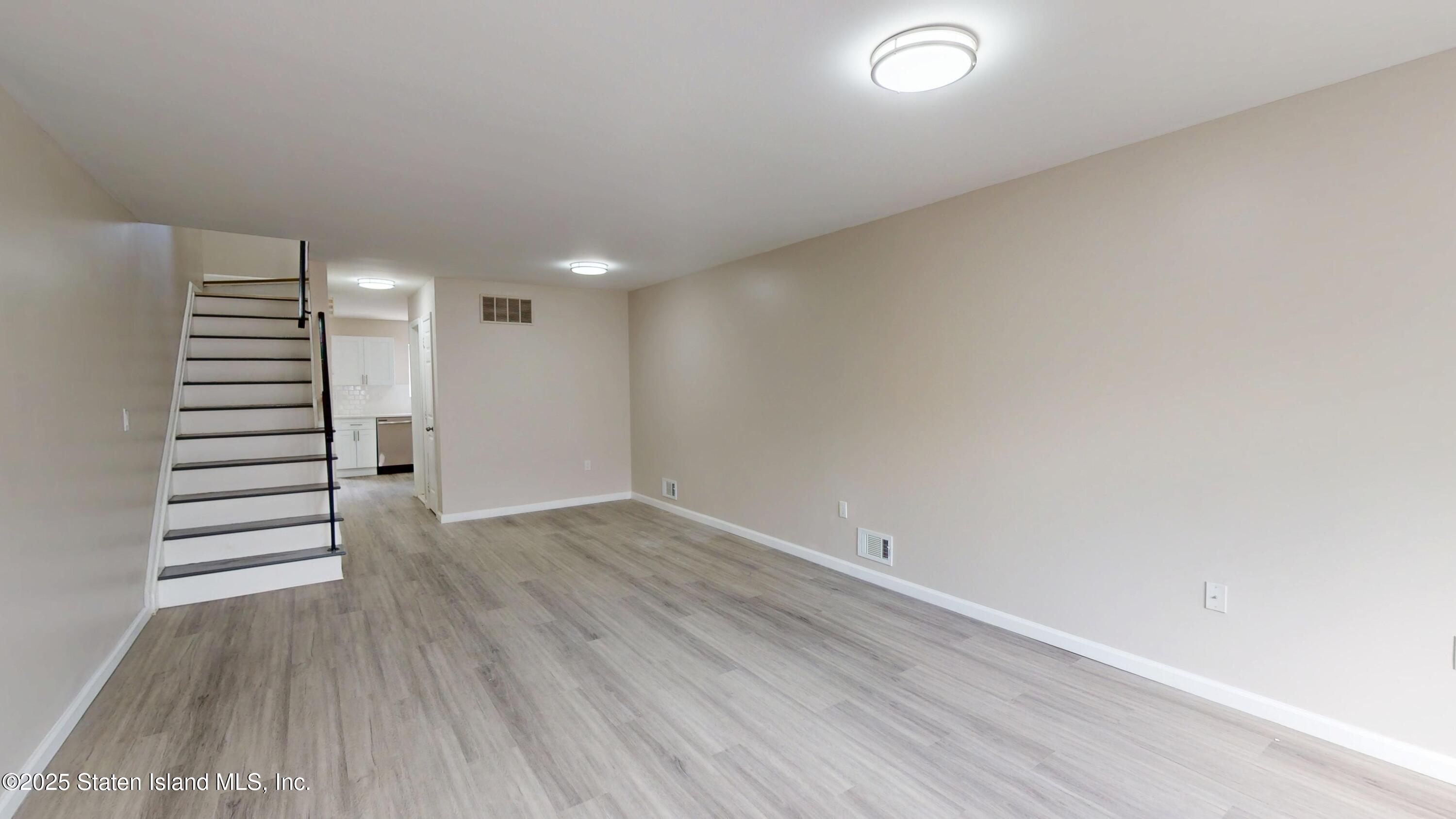 109 Lyceum Court Image 2