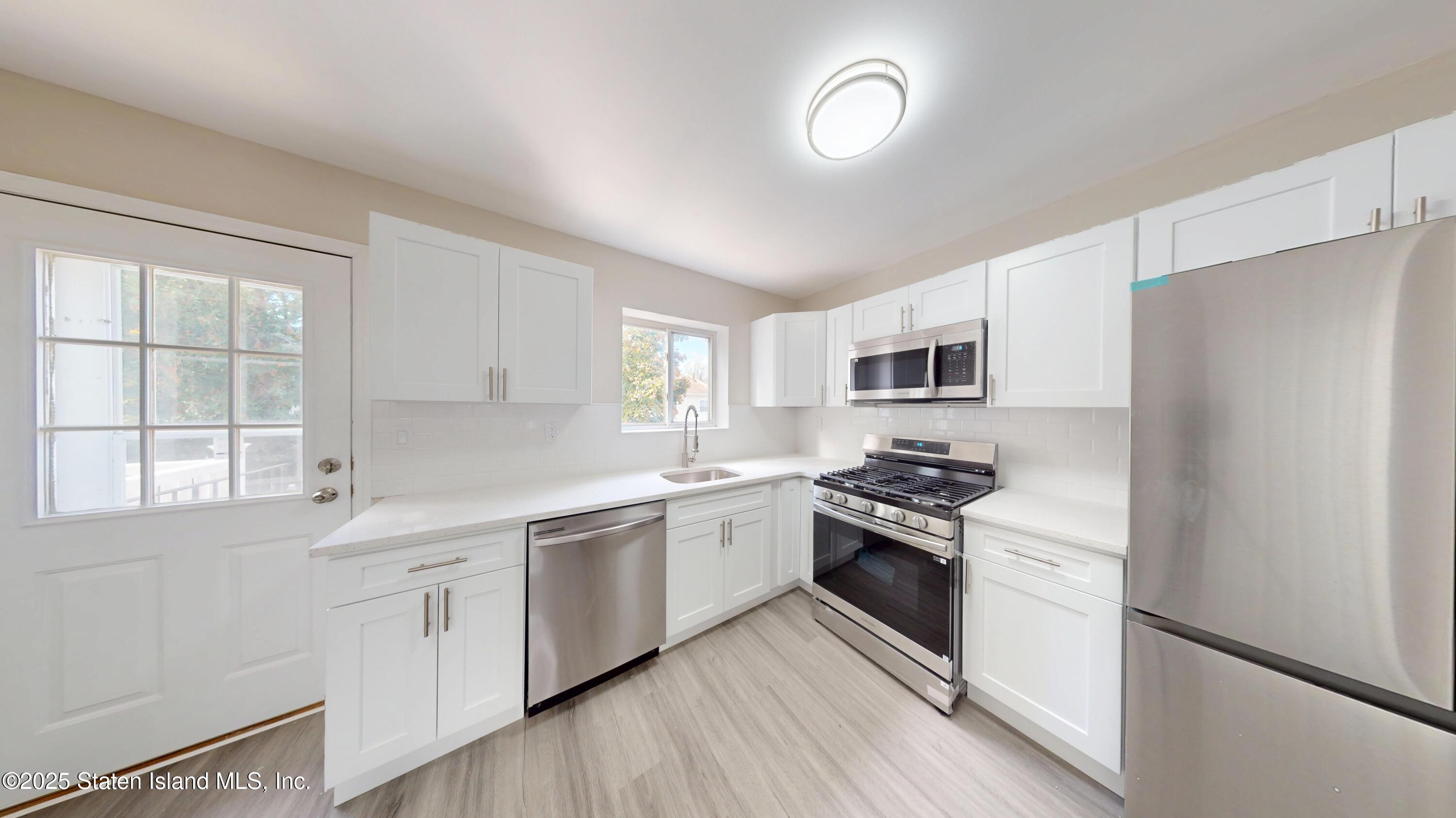109 Lyceum Court, Staten Island, NY, 10310 image 12