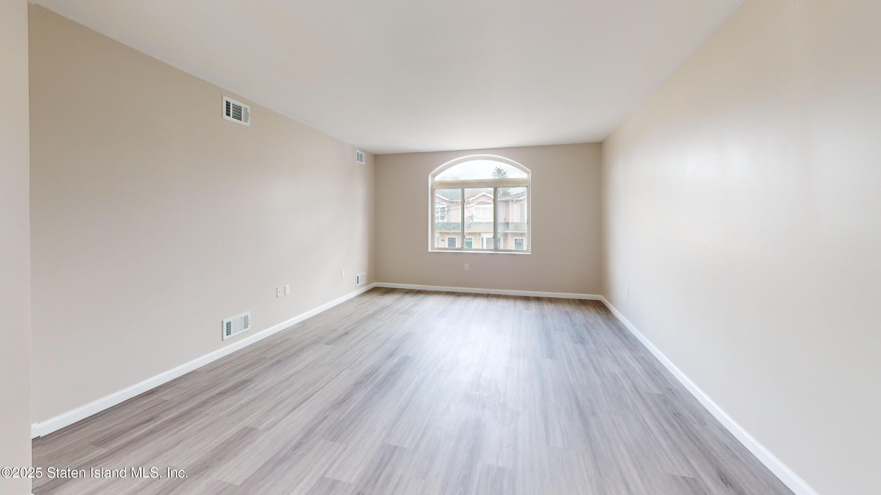 109 Lyceum Court, Staten Island, NY, 10310 image 20