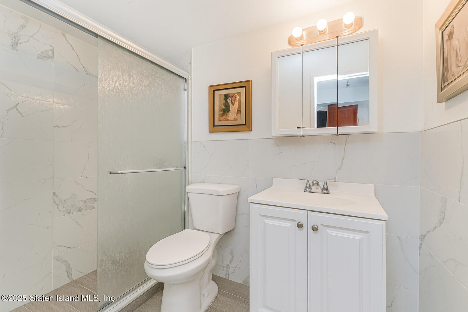 429 Travis Avenue Image 5
