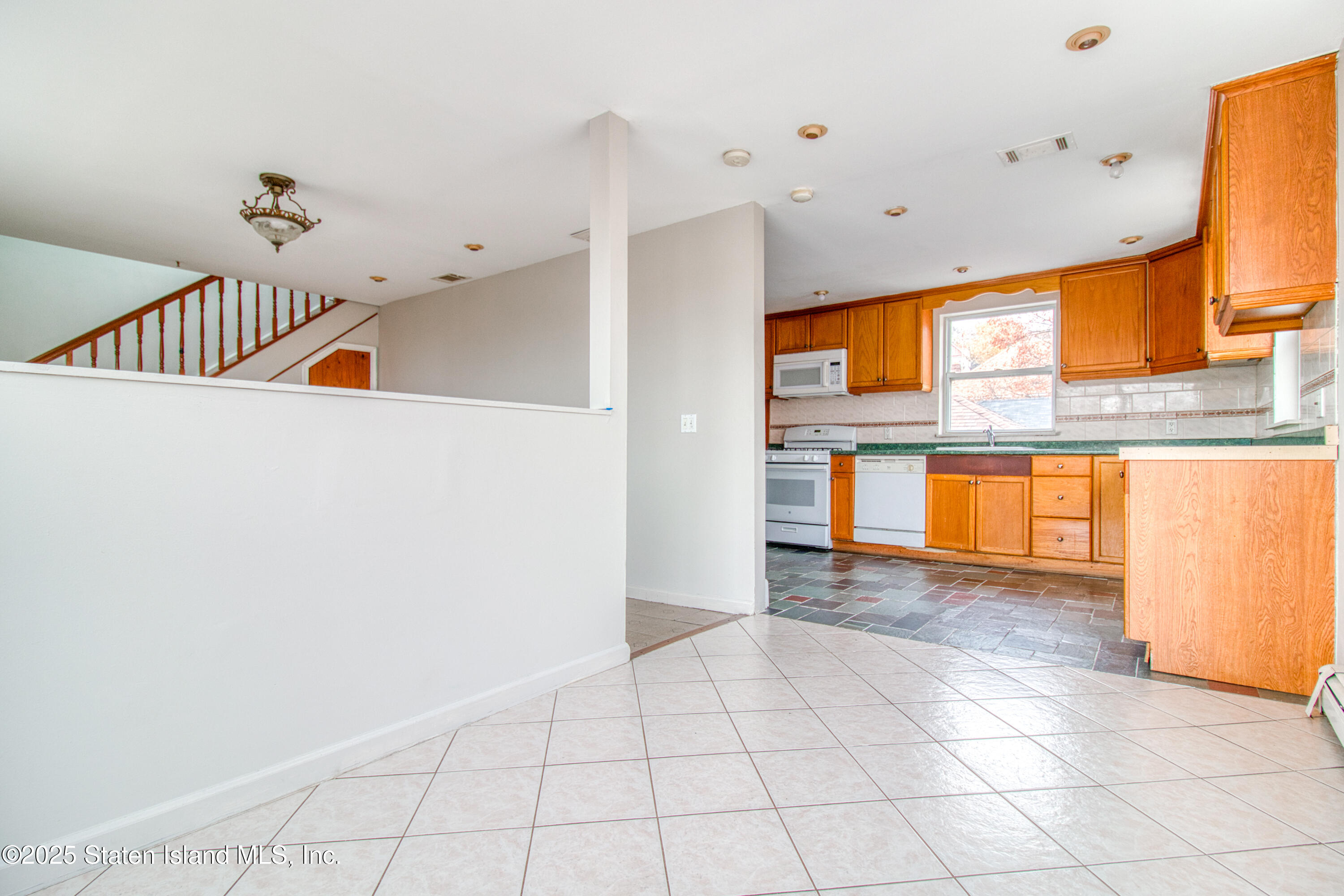 24 Roosevelt Street, Staten Island, NY, 10304 image 24
