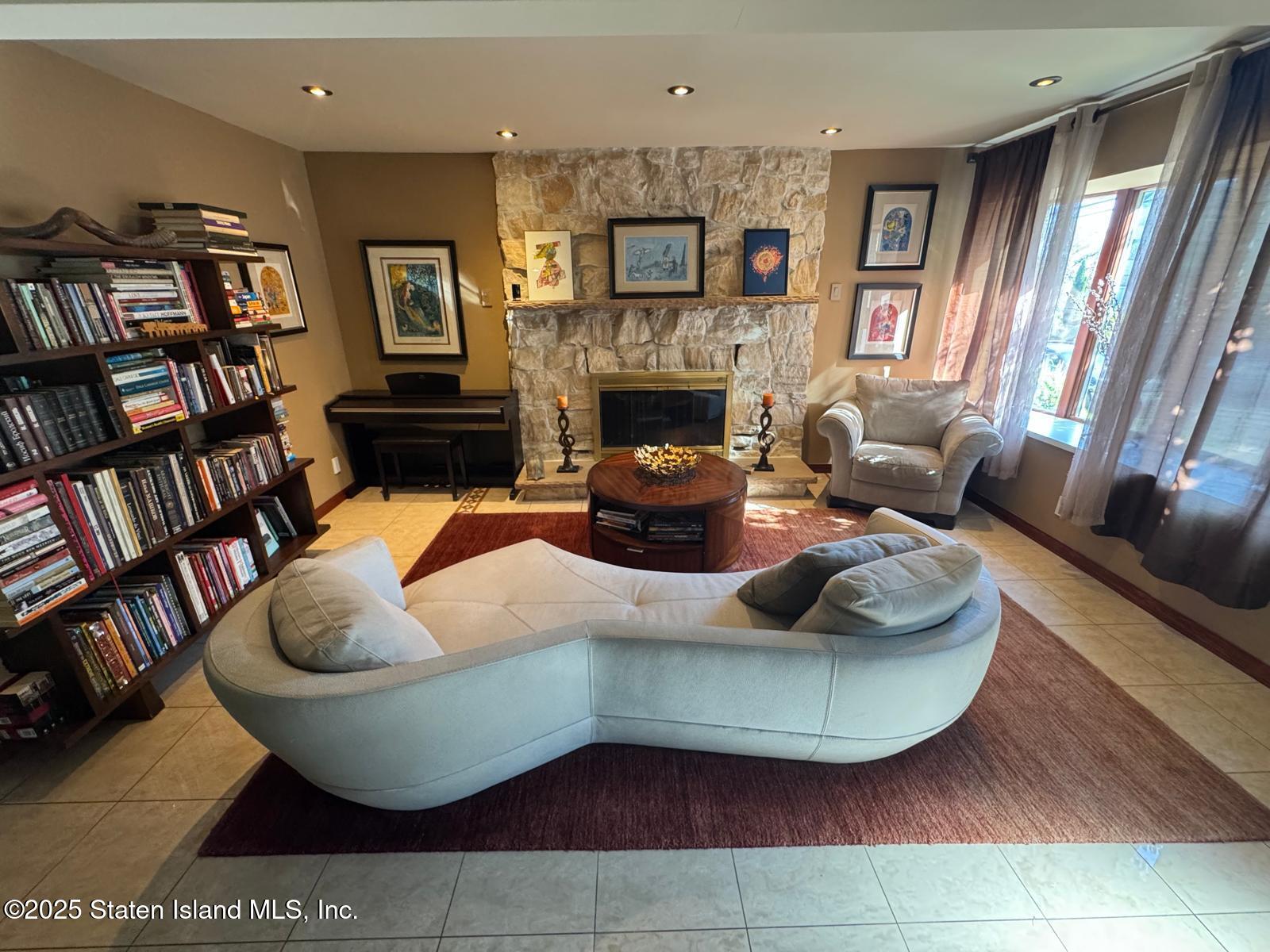 47 Vista Avenue Image 5