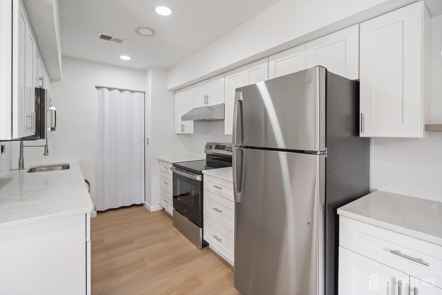 4 Hawaii Court B, Old Bridge, NJ, 07747 image 6