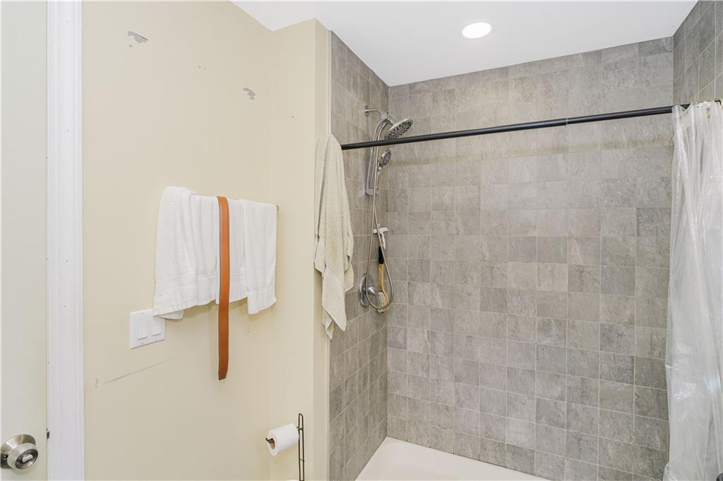 5463 Arthur Kill Road, Staten  Island, New York, 10307 image 14