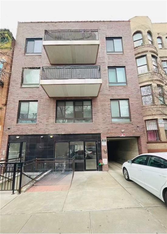 229 55th Street 2A Image 1