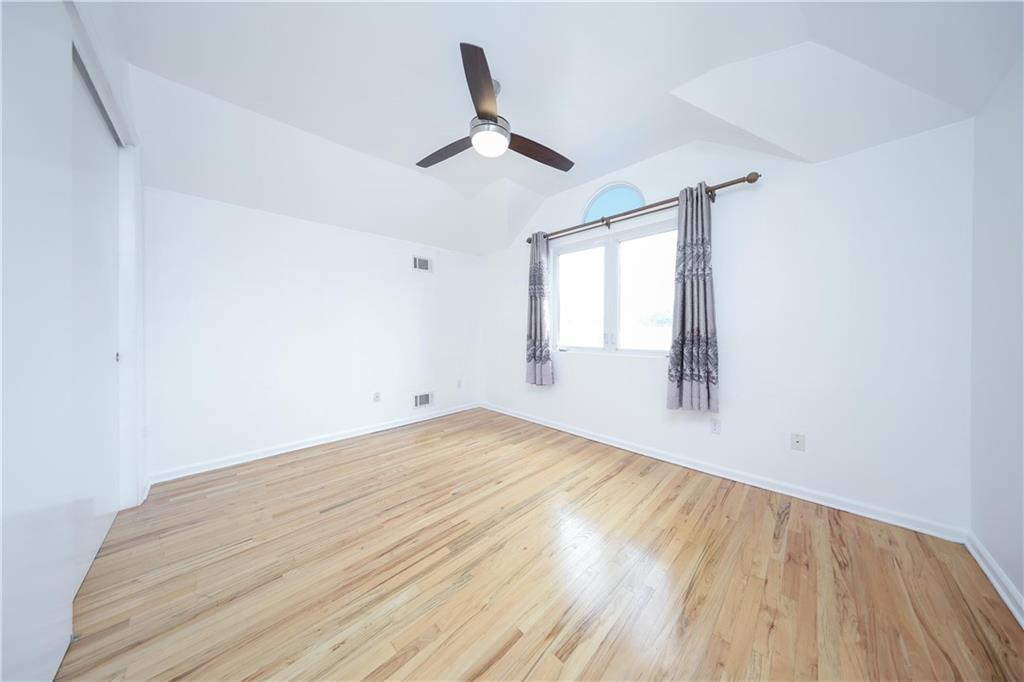 139 Kiswick Street, Staten  Island, New York, 10306 image 12