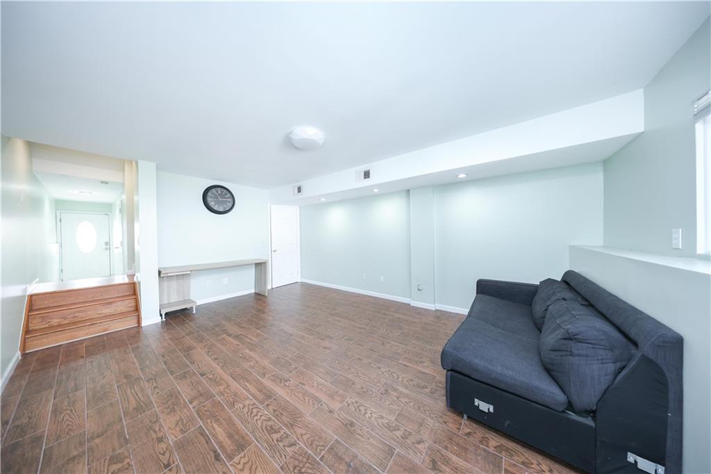 139 Kiswick Street, Staten  Island, New York, 10306 image 22