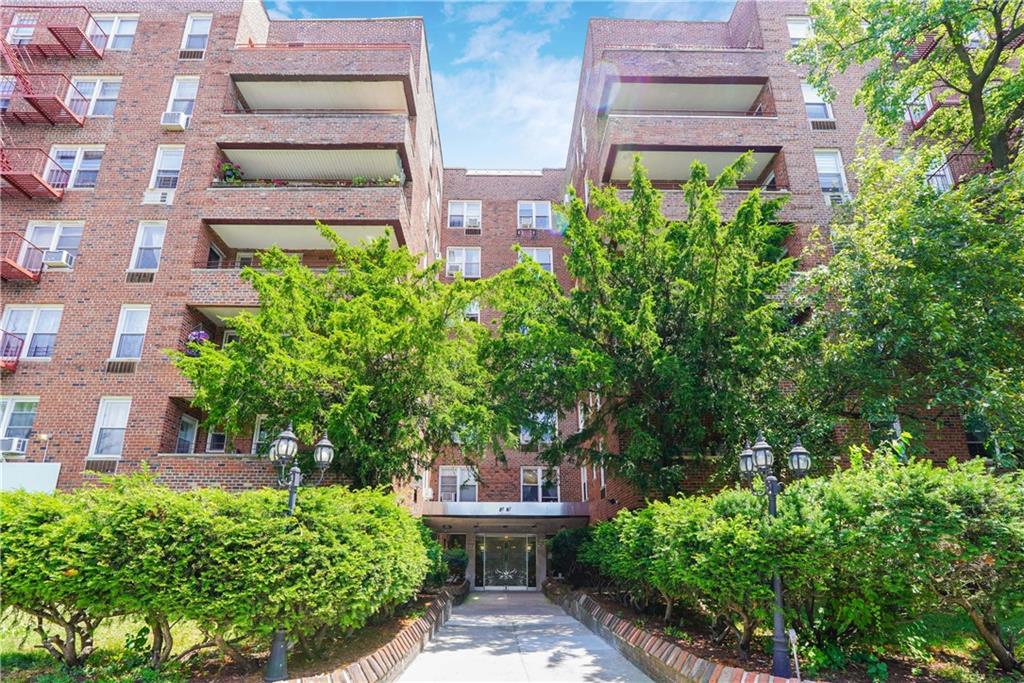 2727 Ocean Parkway A14 Image 1