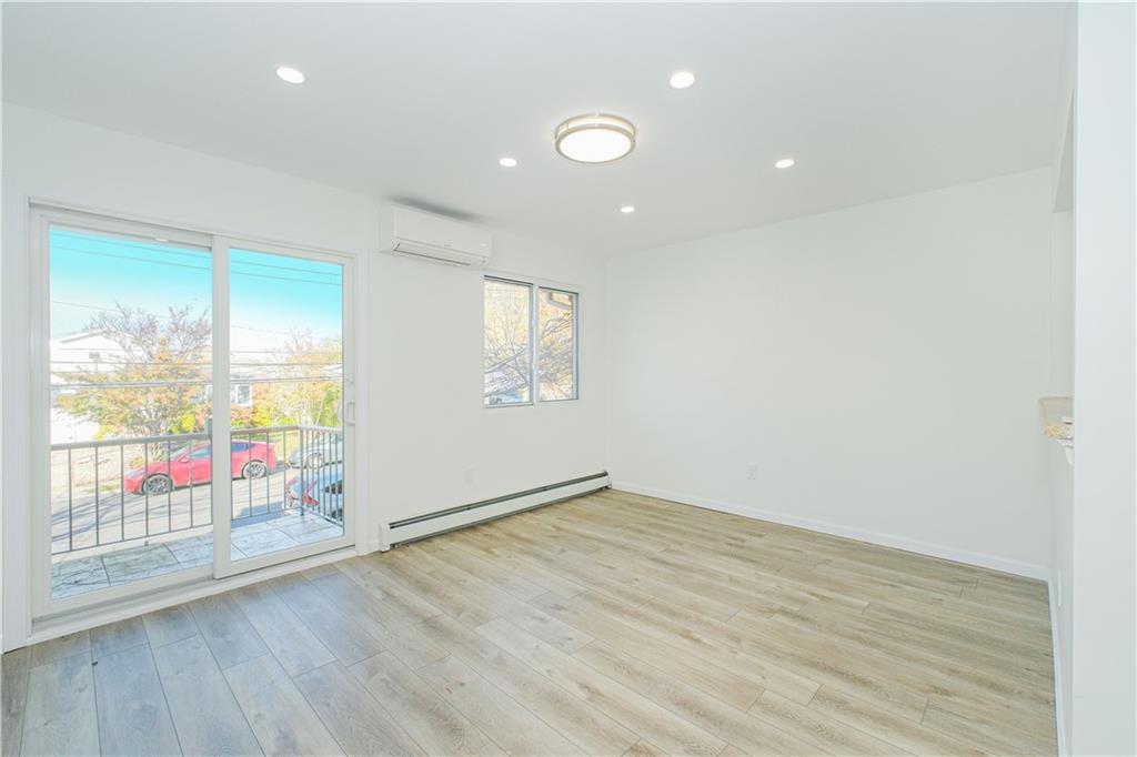 22 Oakville Street, Staten  Island, New York, 10314 image 8