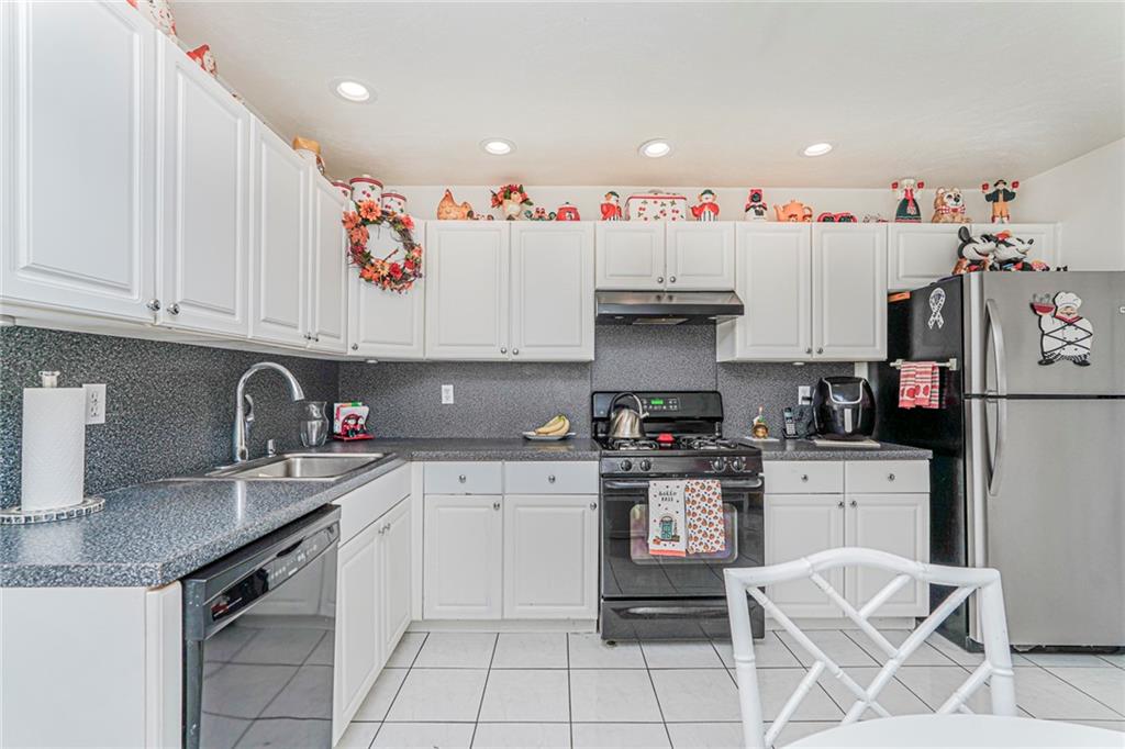 516 Medina Street, Staten  Island, New York, 10306 image 9