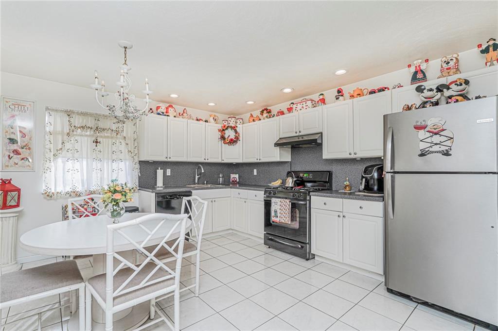 516 Medina Street, Staten  Island, New York, 10306 image 10