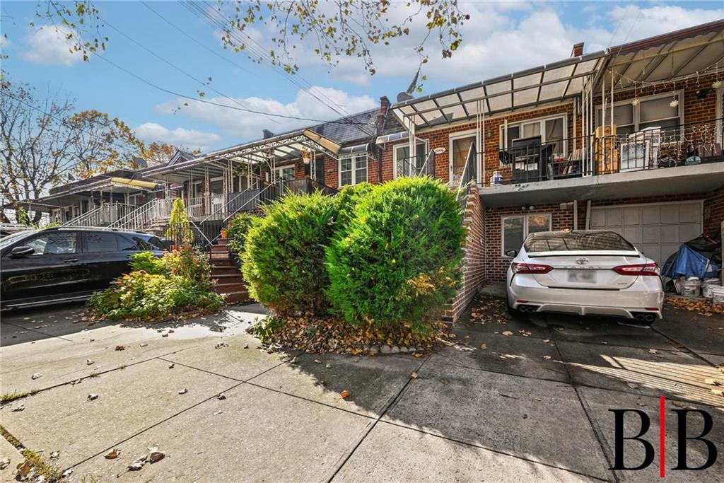 2044 East 60th Street Image 3