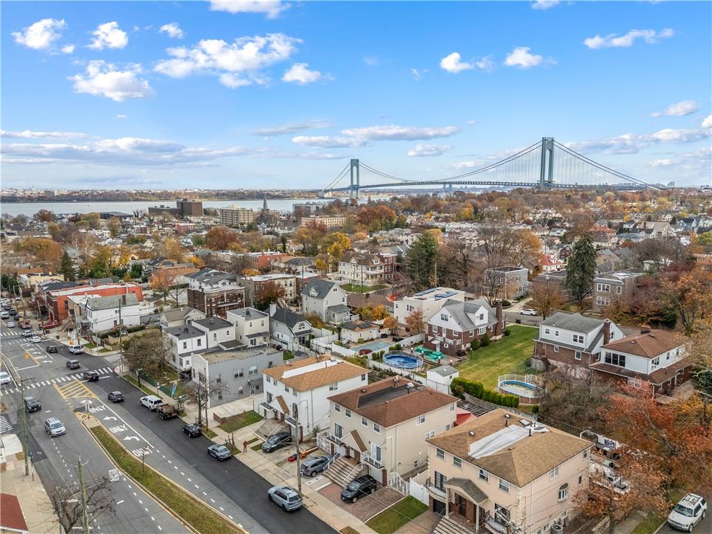 306 Hylan Boulevard Image 5