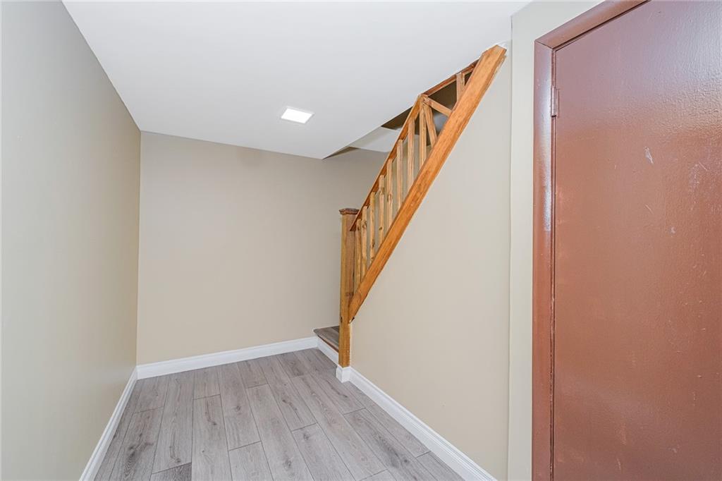99 Park Hill Circle, Staten  Island, New York, 10304 image 16