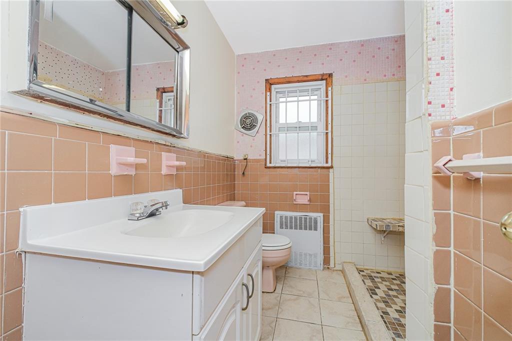 99 Park Hill Circle, Staten  Island, New York, 10304 image 25
