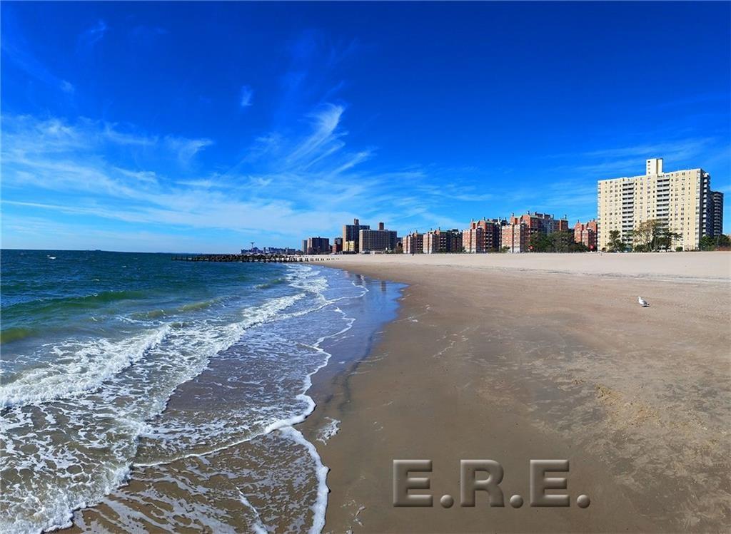 35 Seacoast Terrace 16C Image 1