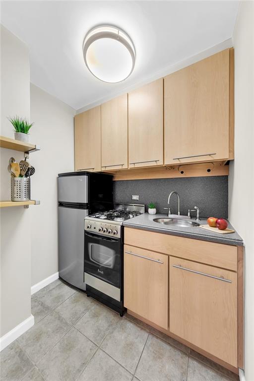7259 Shore Road 5H, Brooklyn, New York, 11209 image 6