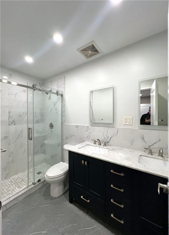 68-02 Jay Avenue, Maspeth, New York, 11378 image 9