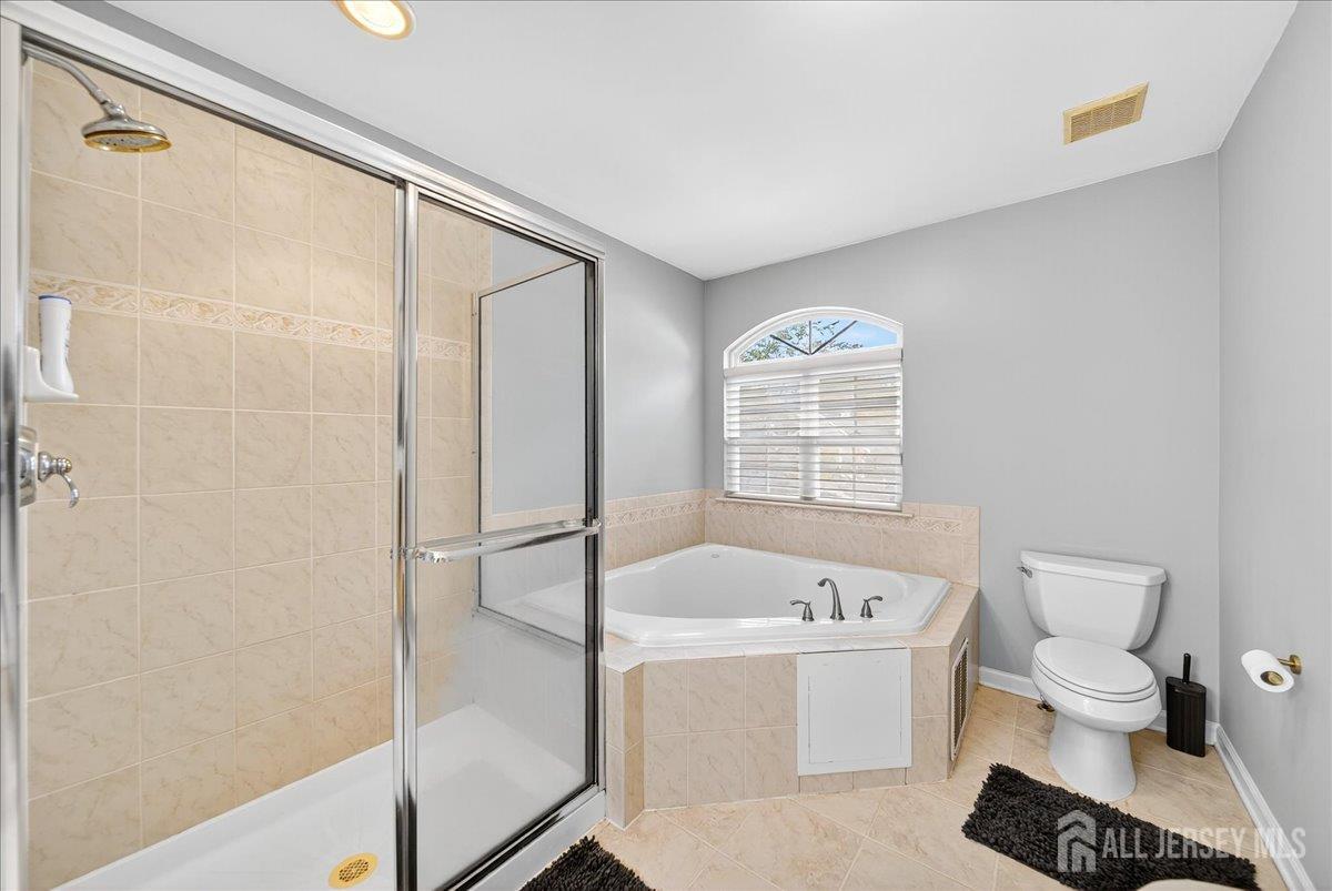 504 Colonel D.B. Kelly Way, South Amboy, NJ, 08879 image 27
