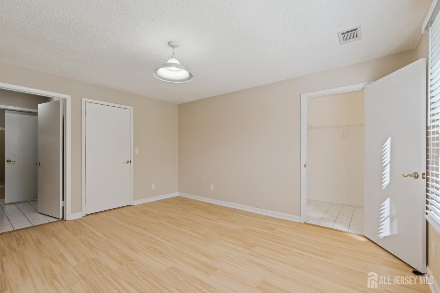 20 AUSTIN Court 7, Freehold Twp, NJ, 07728 image 25