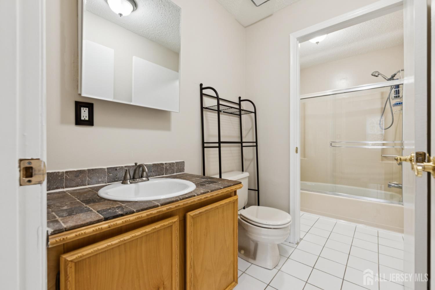 20 AUSTIN Court 7, Freehold Twp, NJ, 07728 image 29