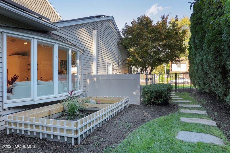 178 Davis Lane, Red Bank, NJ, 07701 image 47