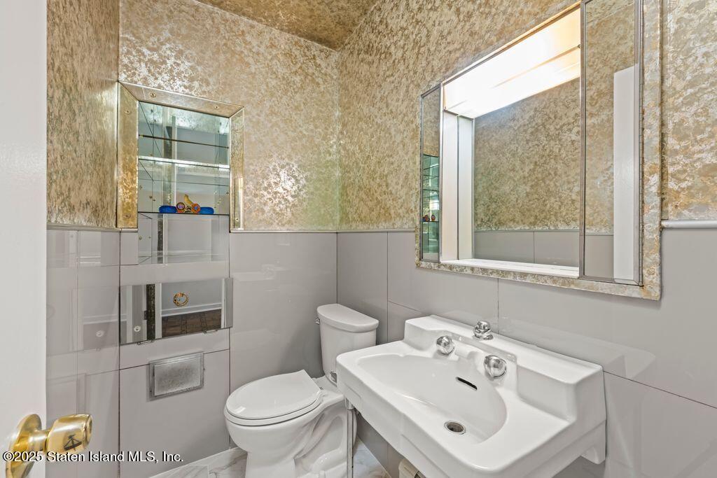 725 Davis Avenue, Staten Island, NY, 10310 image 13
