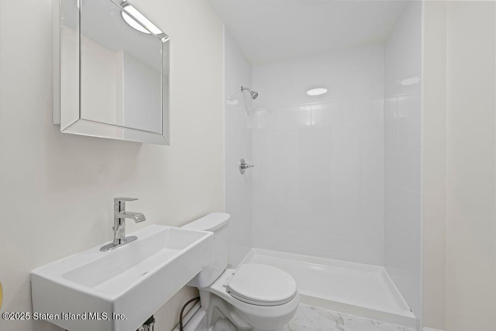 725 Davis Avenue, Staten Island, NY, 10310 image 20