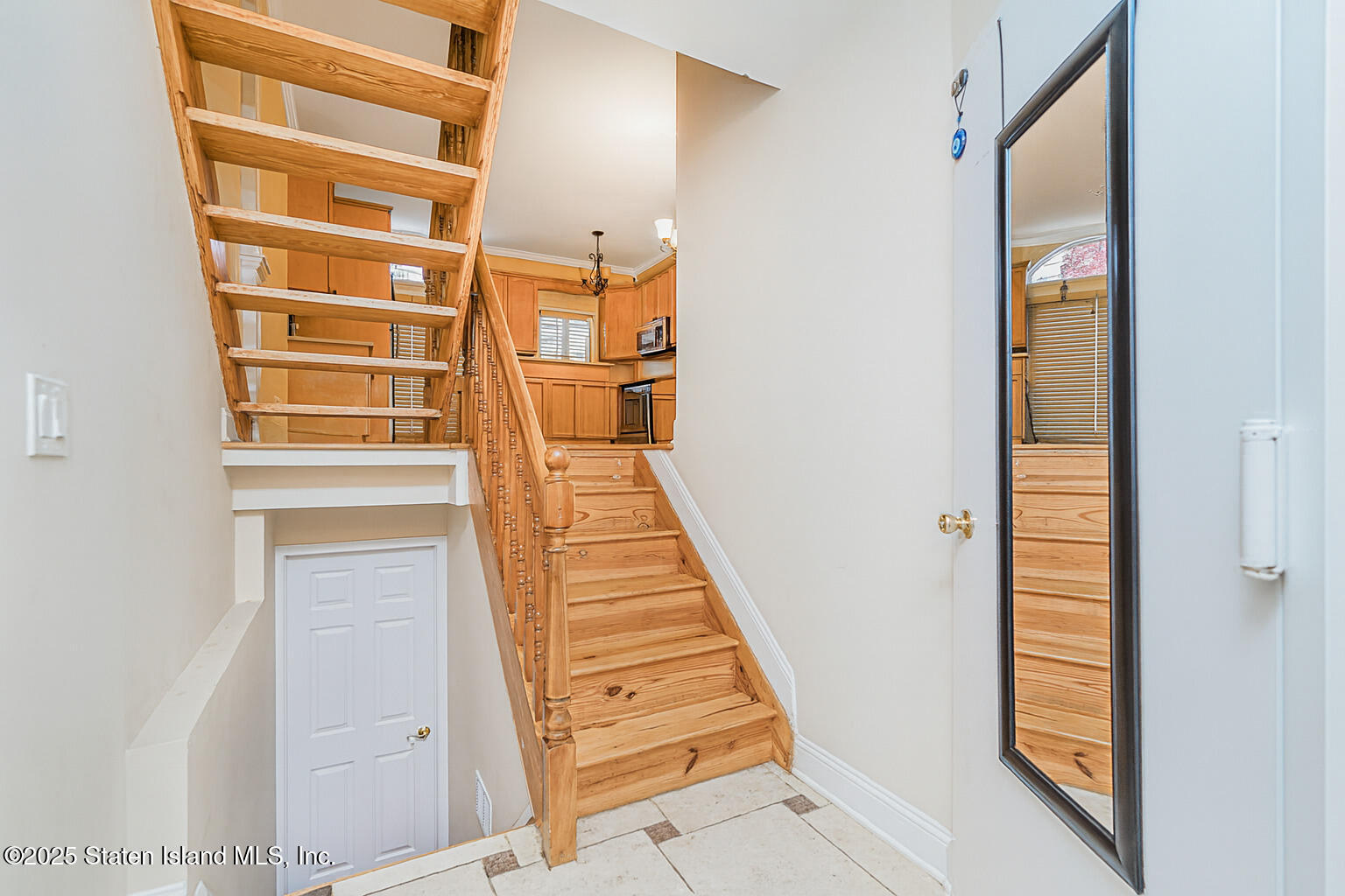 62 Deborah Loop Image 4
