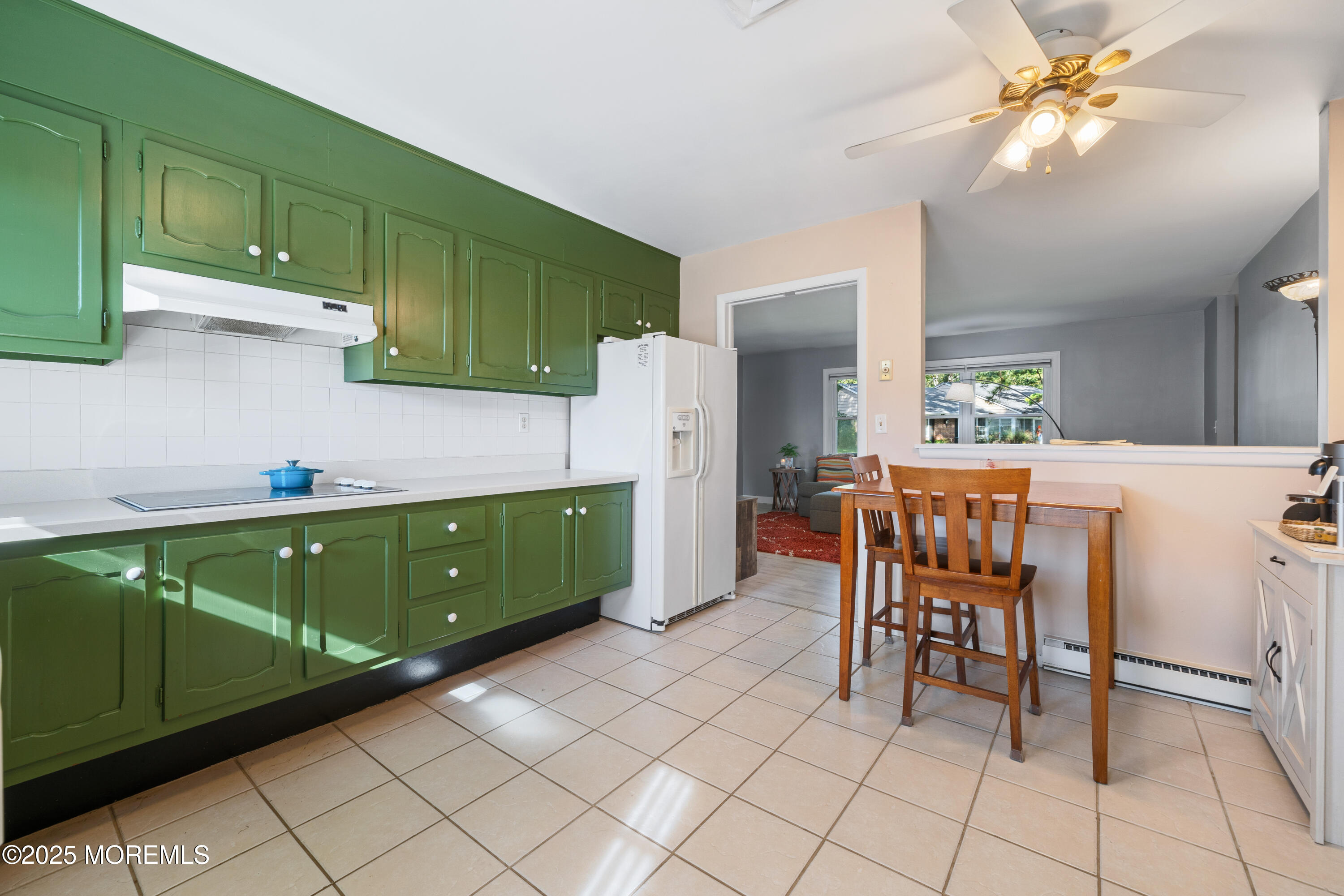677 New Castle Court B Image 3