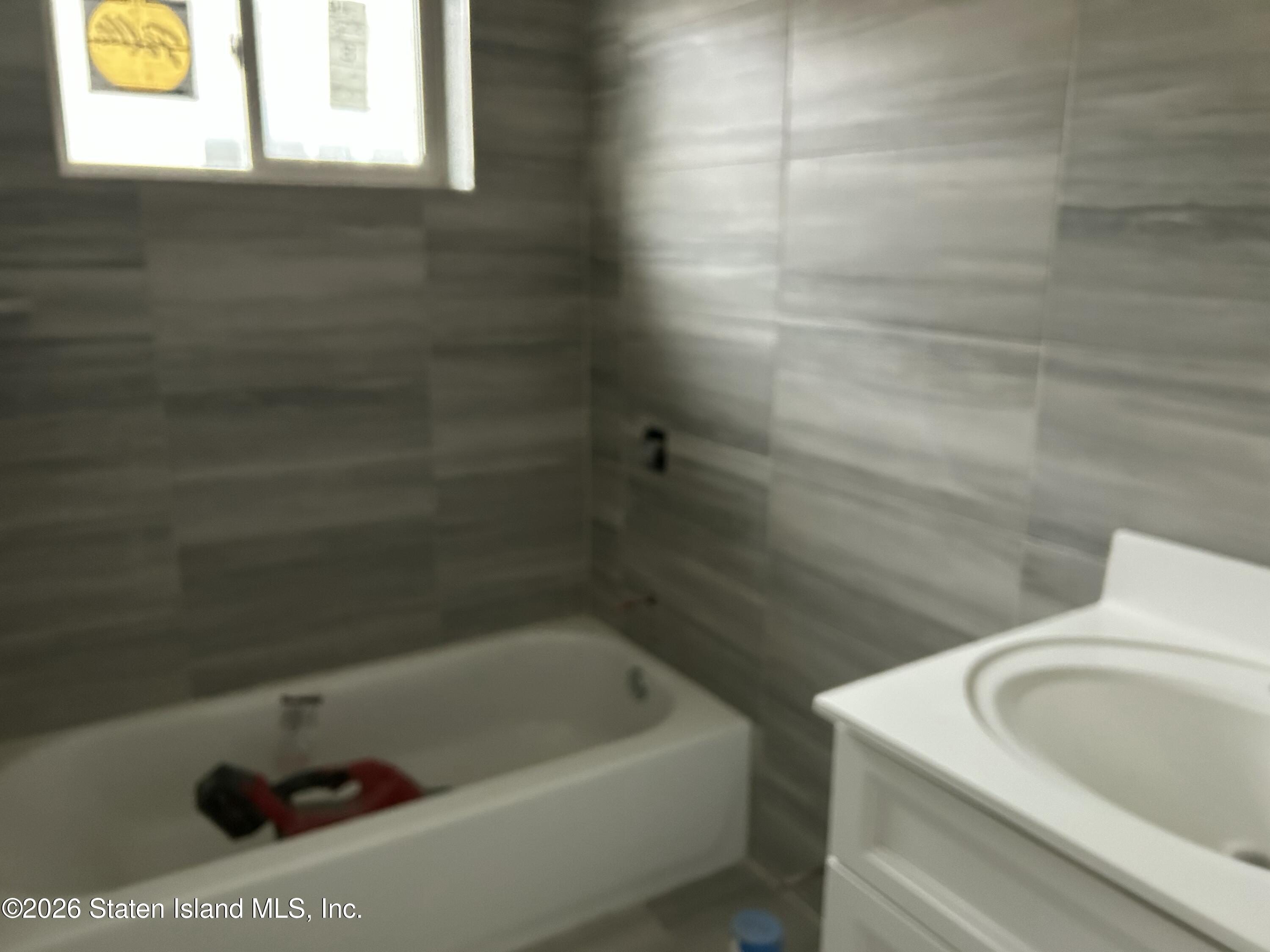 467 Stewart Ave, Staten Island, NY, 10314 image 9