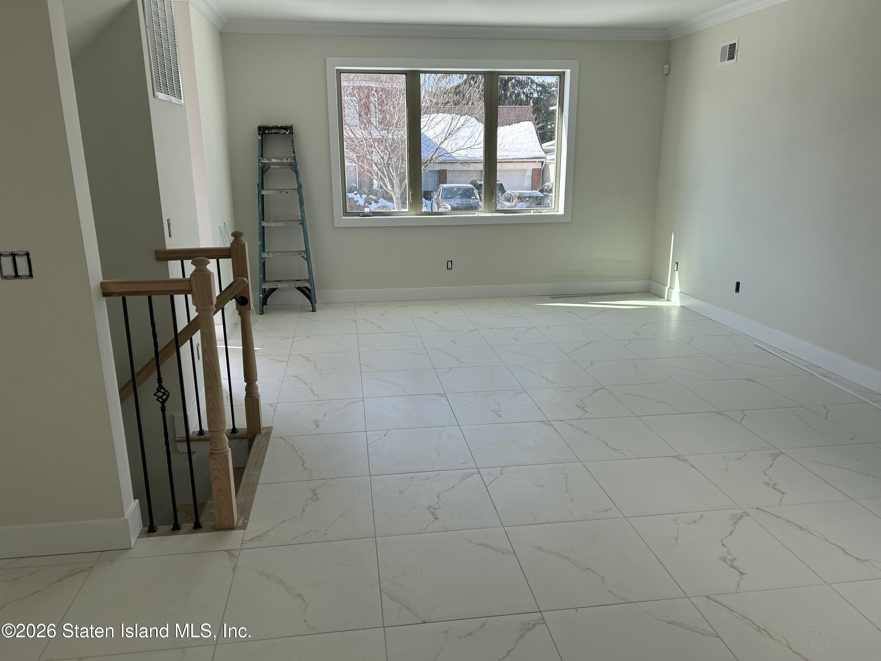465 Stewart Avenue Image 3