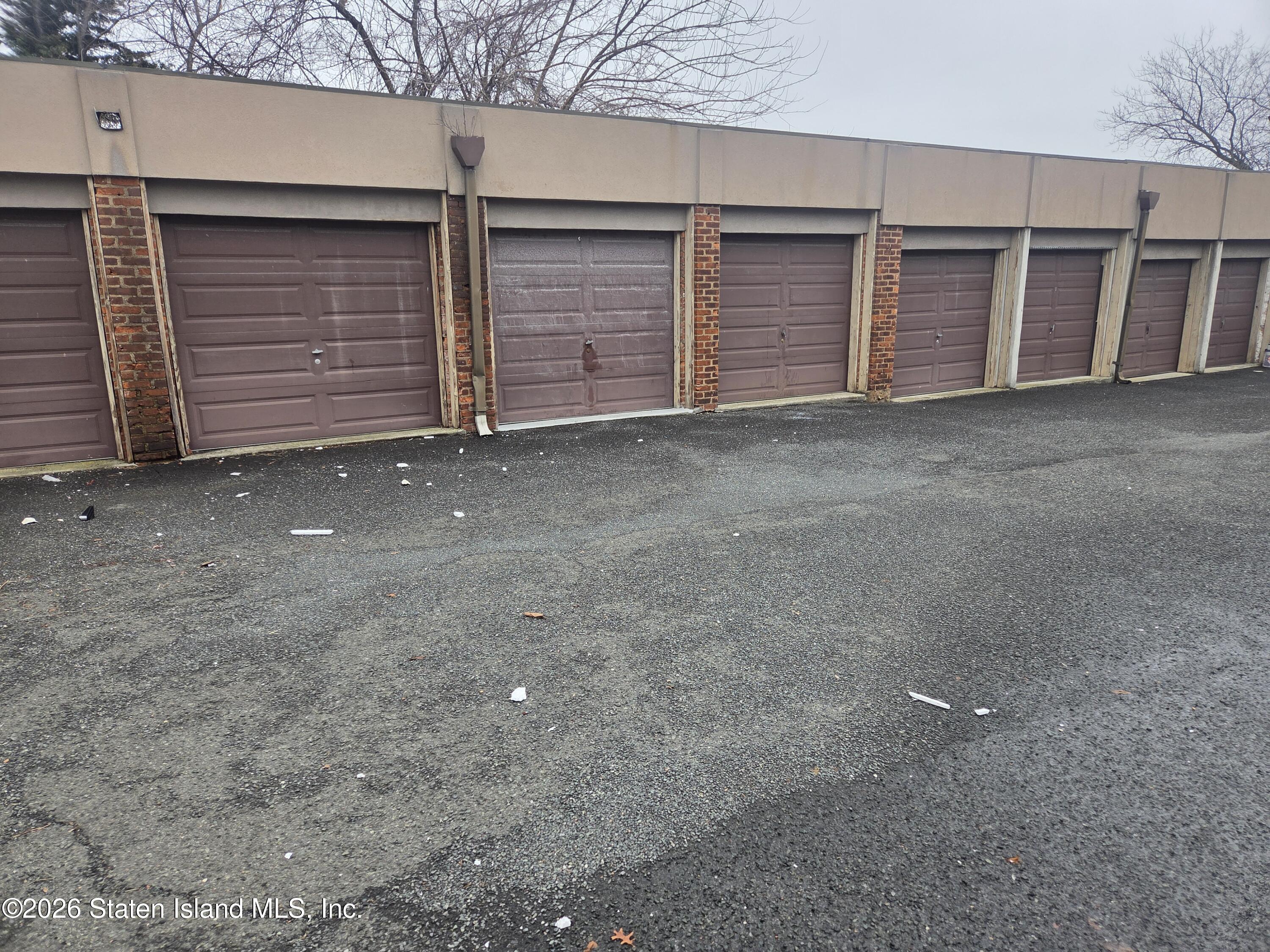 65 St. Pauls Avenue Image 1