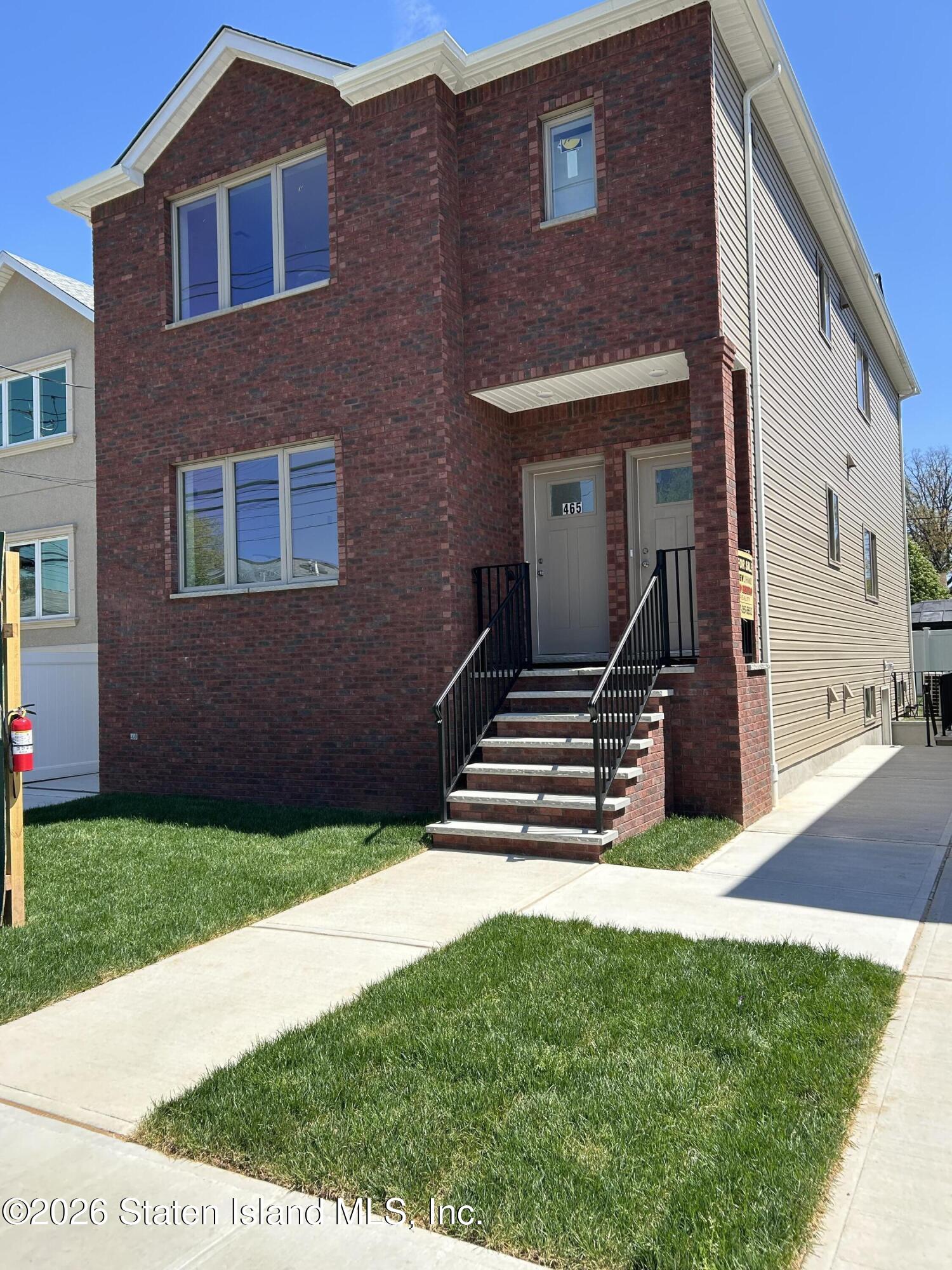 465 Stewart Avenue Image 1
