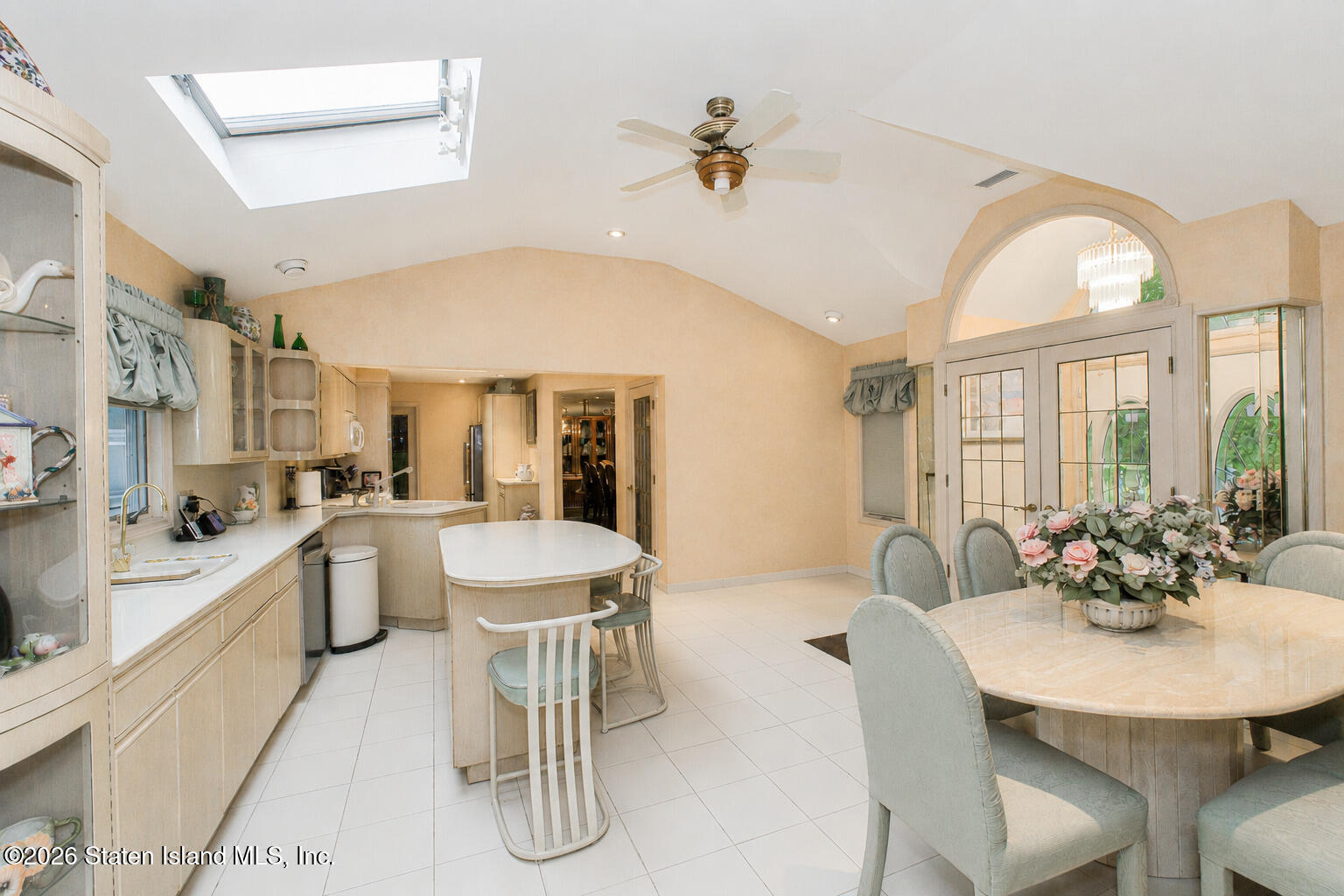 1061 Woodhull Avenue, Staten Island, NY, 10312 image 11