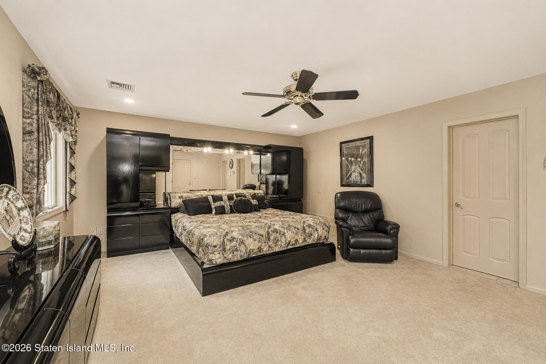 1061 Woodhull Avenue, Staten Island, NY, 10312 image 26