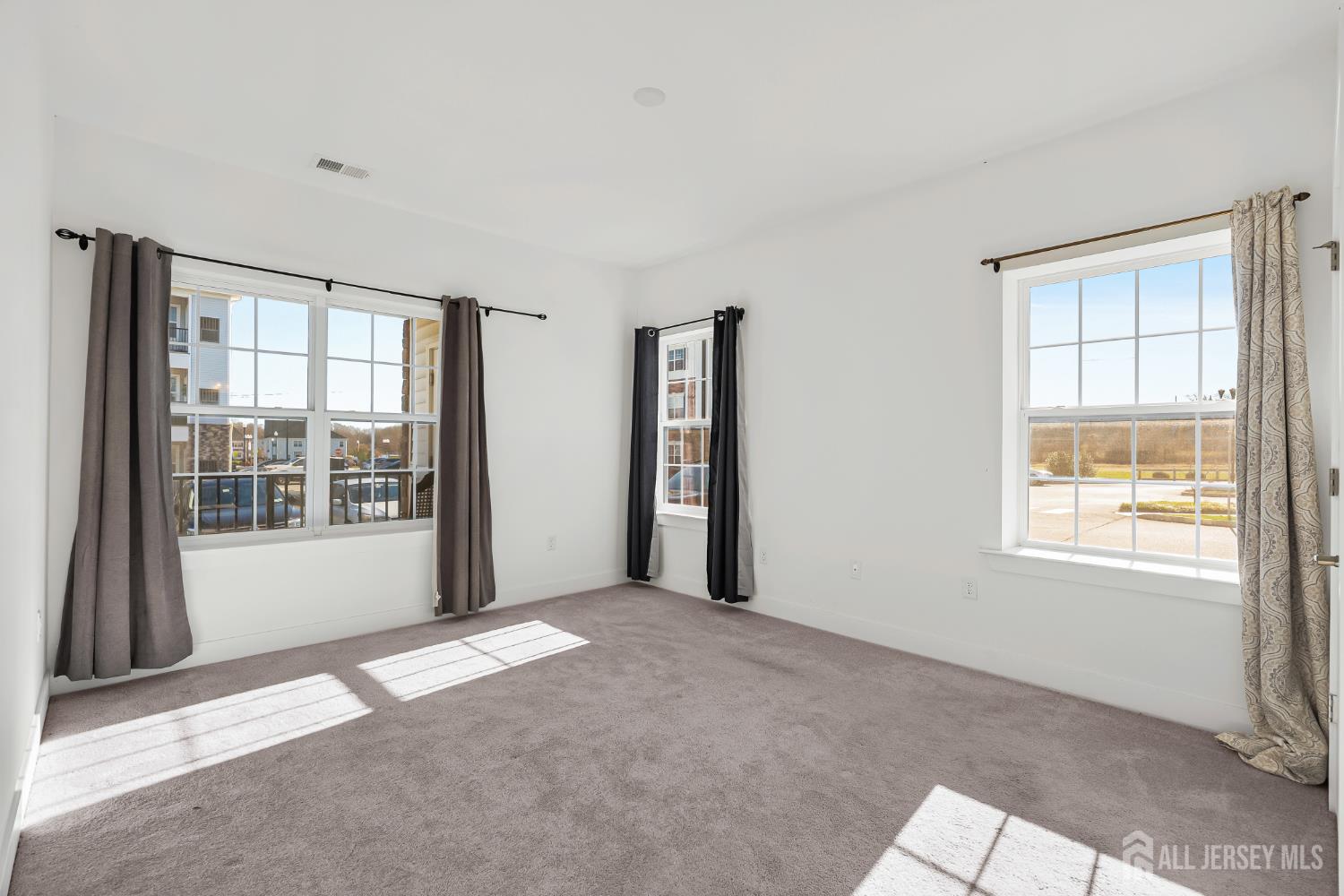 718 Stiller Lane, Monroe, NJ, 08831 image 16