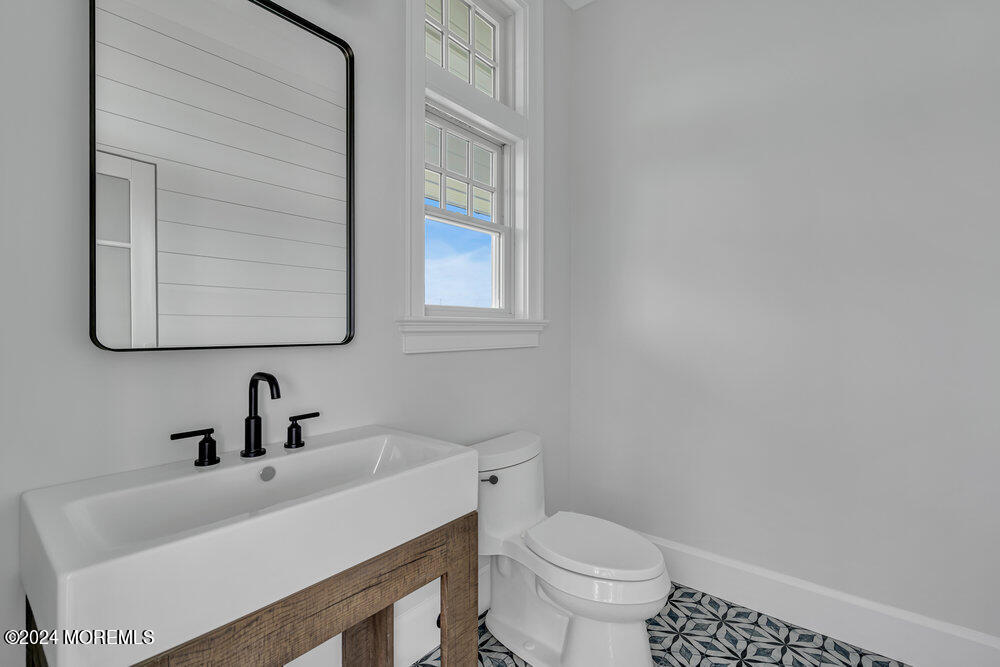 1581 Ocean Avenue, Mantoloking, NJ, 08738 image 17